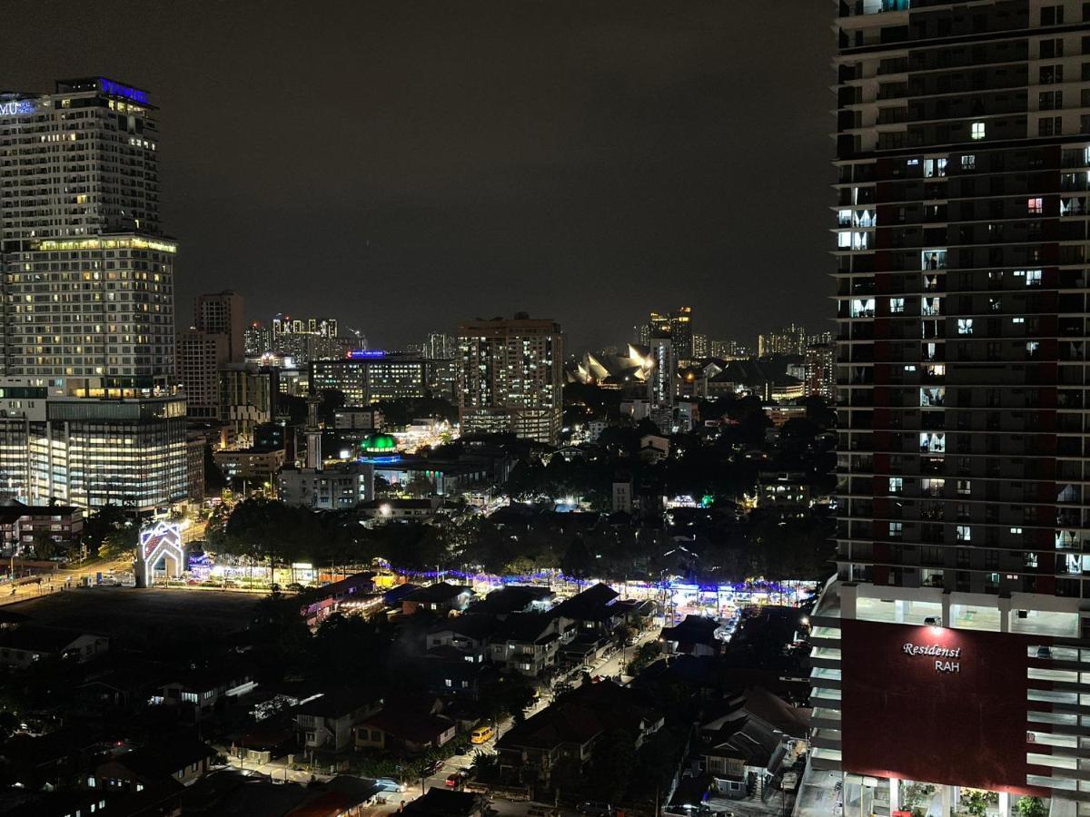 Summer Suites Klcc By Purple Orchid Kuala Lumpur Buitenkant foto