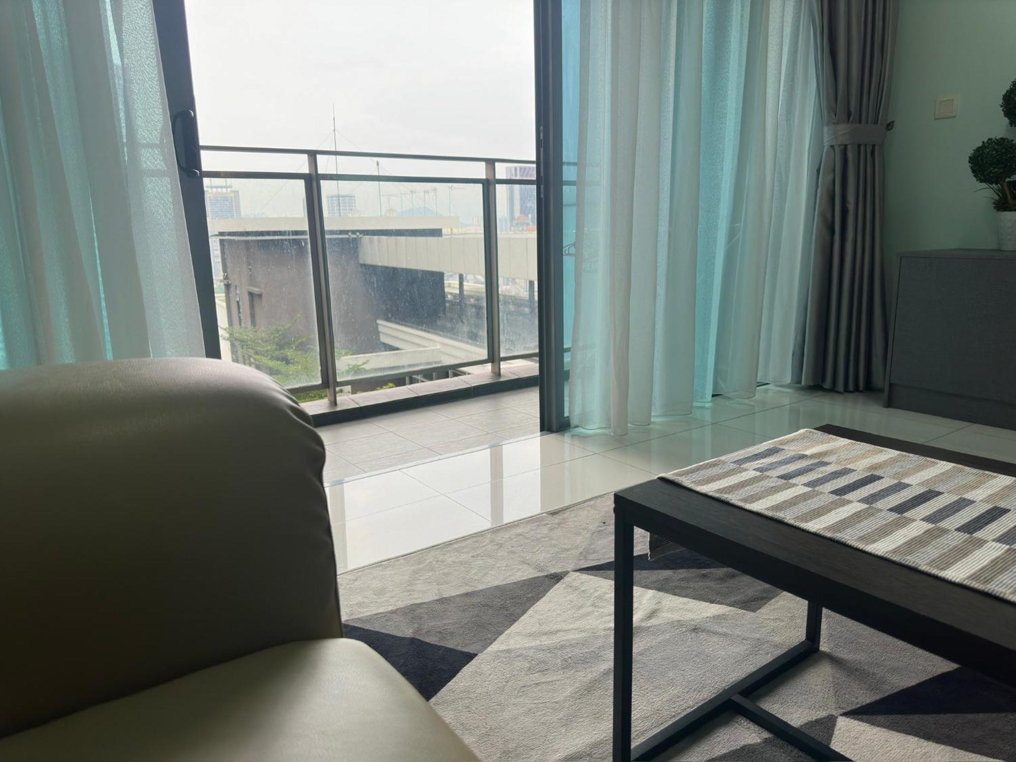 Summer Suites Klcc By Purple Orchid Kuala Lumpur Buitenkant foto